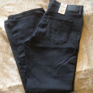 Levi’s 315 Shaping Bootcut